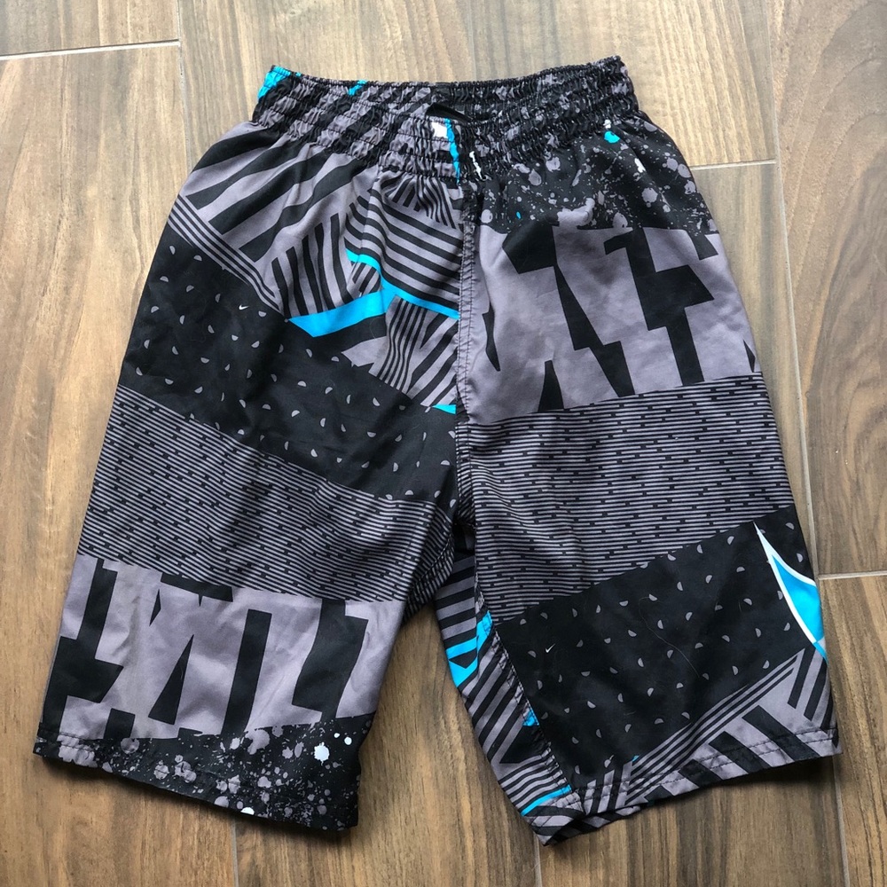 Nike Swim Trunks Size Boys XL
